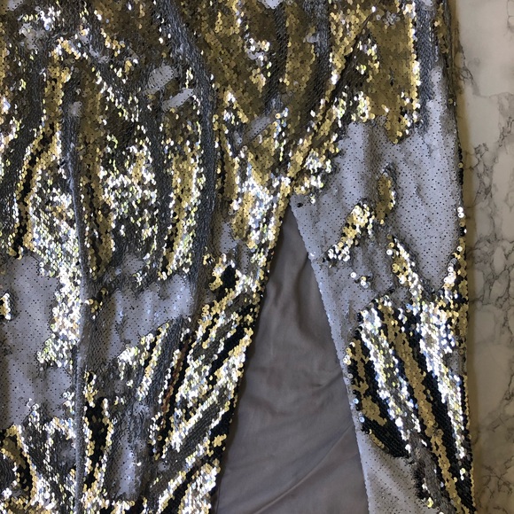 Lovers + Friends Liana Sequin Skirt - Picture 4 of 5